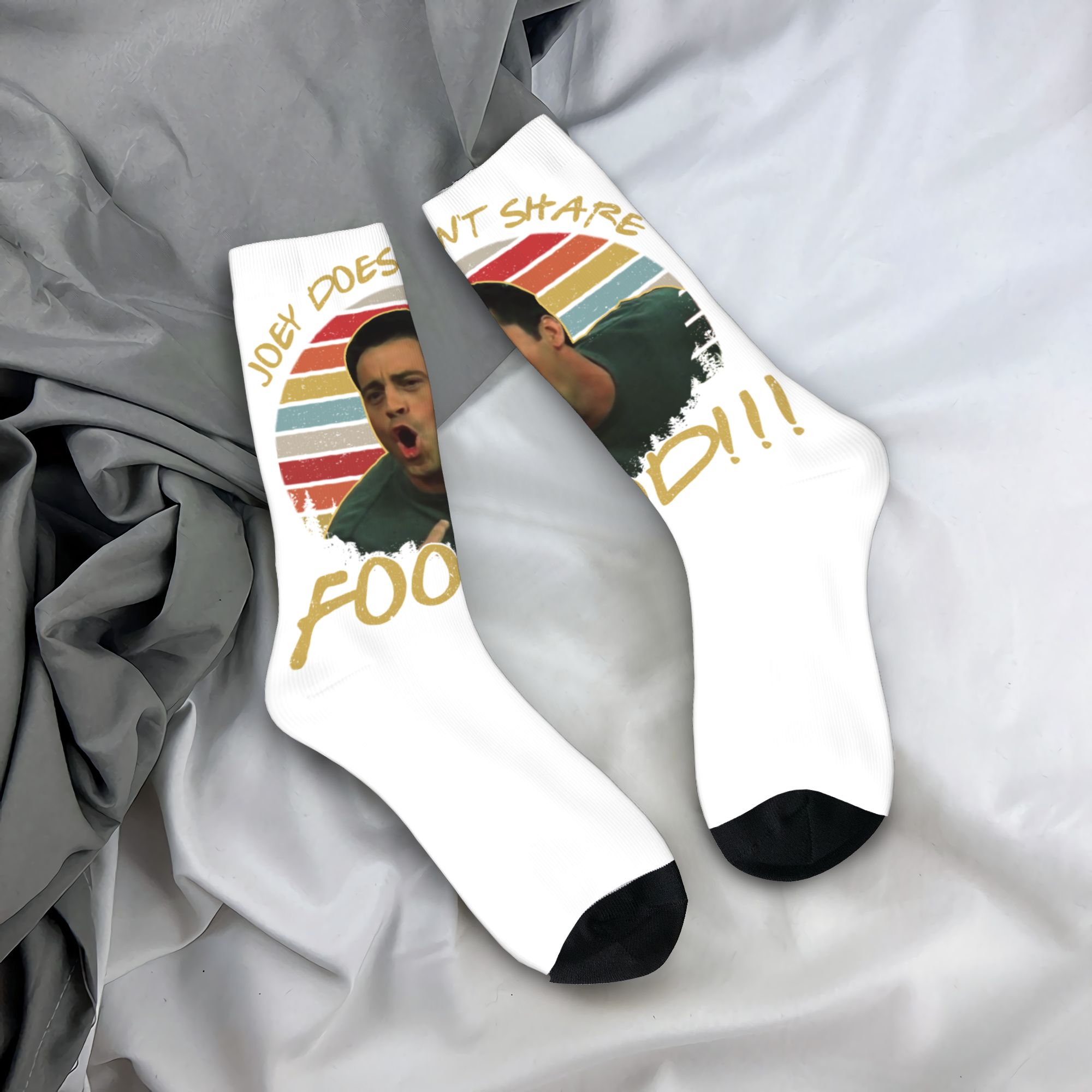 جوارب مخصصة بتصميم مسلسل فريند - مراجعة No Show Sock Women وسعره