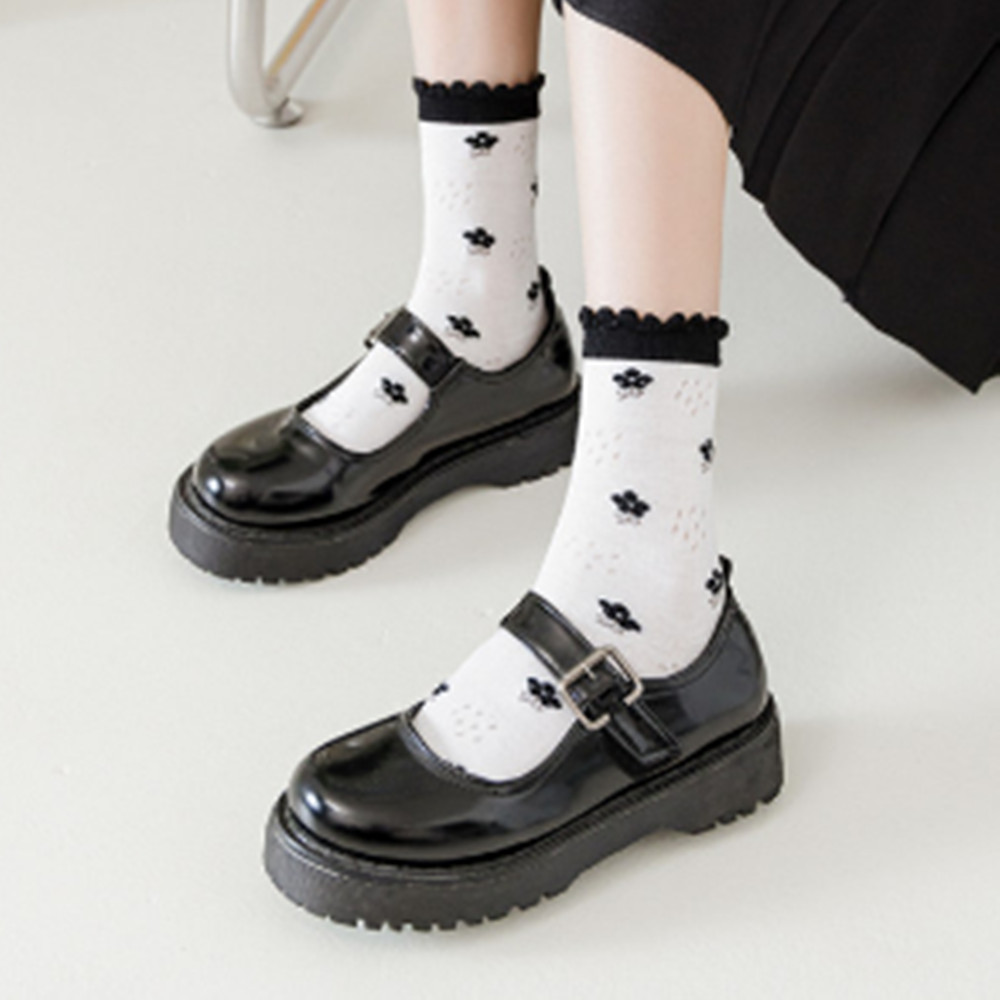 امرأة الدانتيل زهرة جورب قصير  - مراجعة Invisibility Sock Loafer وسعره