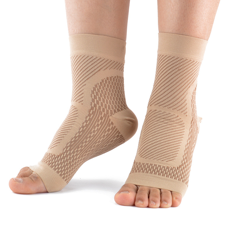 زوج واحد من جوارب الاعتلال الع - مراجعة Ankle Brace Sock وسعره