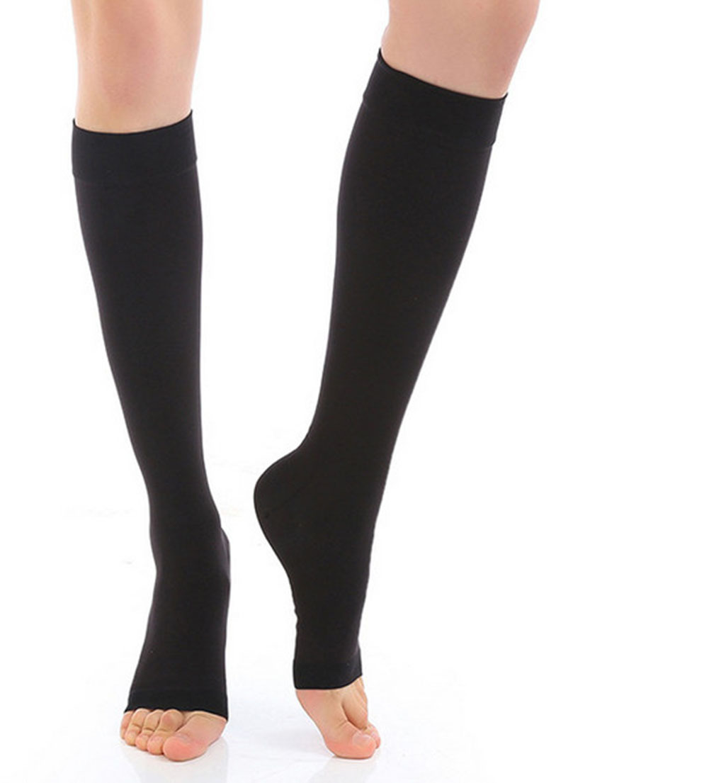جوارب ضغط طبية متدرجة للقدمين  - مراجعة Compression Sleeve Calf وسعره